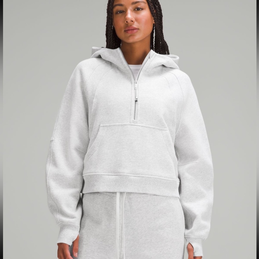 Lululemon scuba oversized 1/2 zip hoodie. Size M/L.